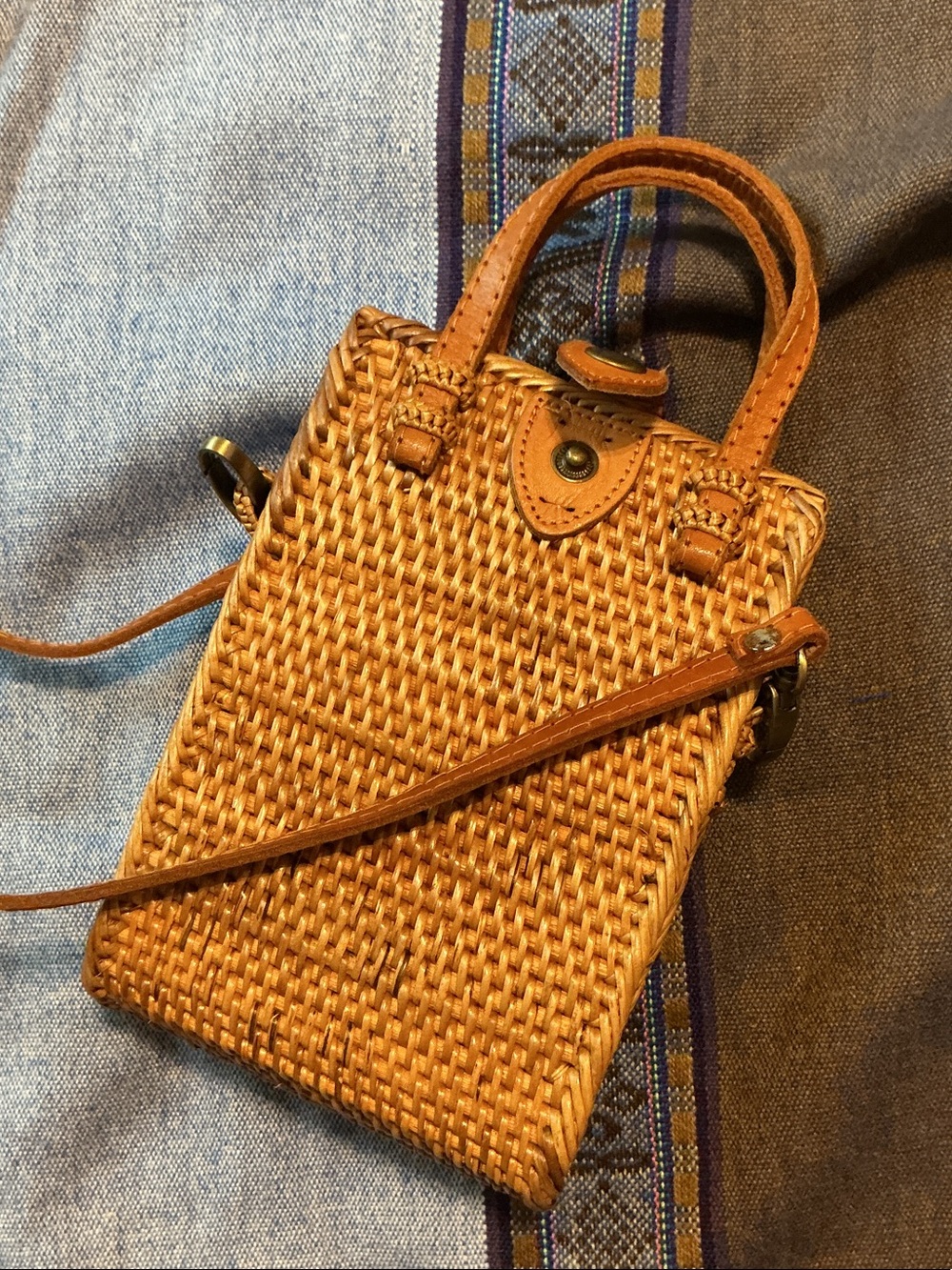 Unique handmade little crossbody bag from Israel - Picture 5 of 9